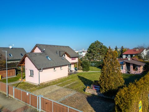 prodej-penzionu-lazne-bohdanec
