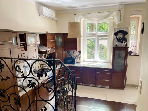 Prodej apartmánu, 87 m² - Kudowa-Zdrój